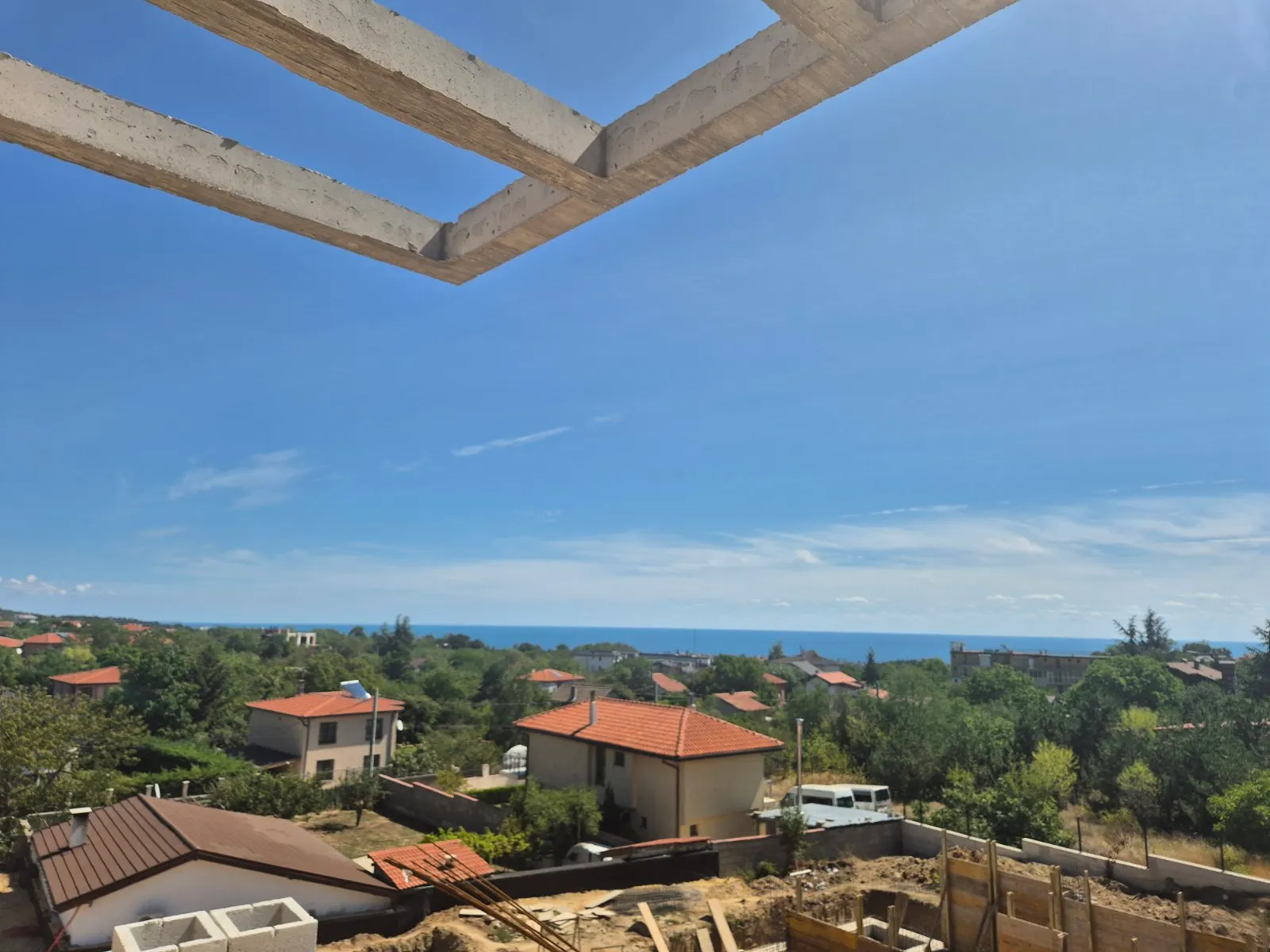 Панорама към морето от Calista Village